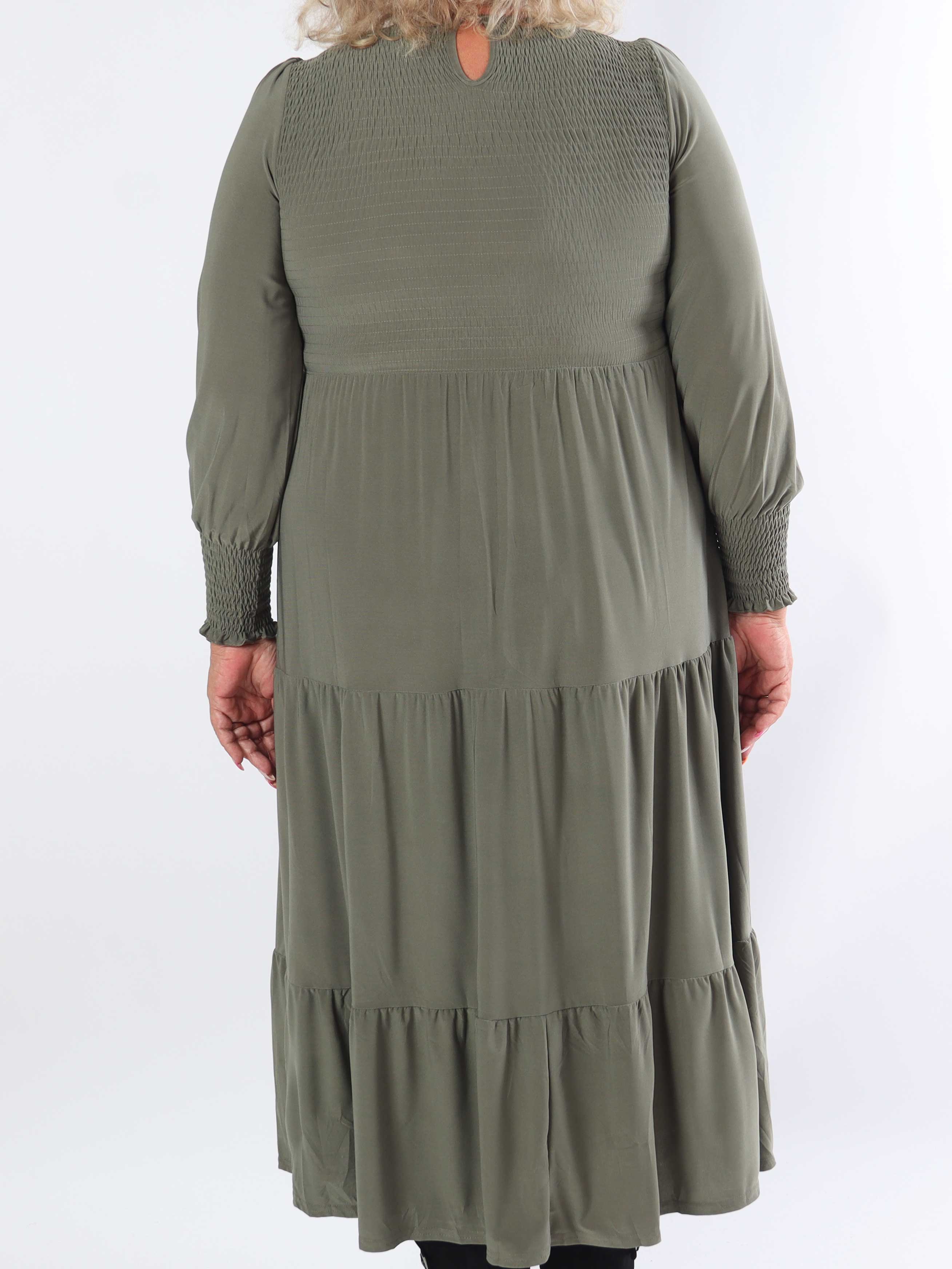 Kelly Long - Stretch plus size klänning med smock över bröstet